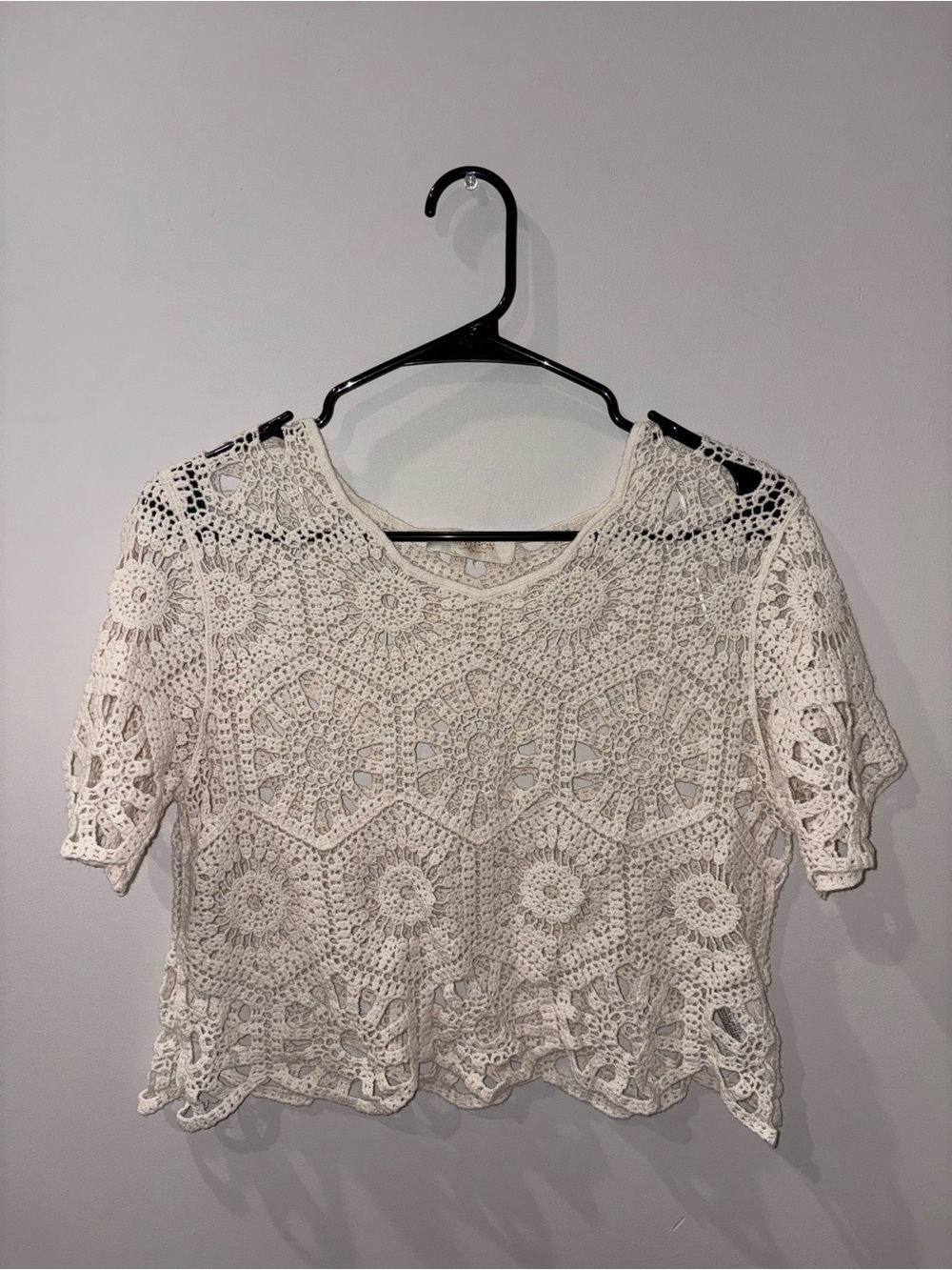 Rebellion Crochet Lace Crop Top in Cream